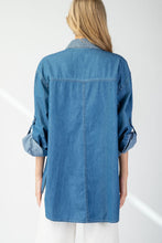 Load image into Gallery viewer, Washed Pinstriped Shirt