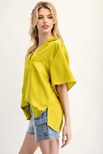 Load image into Gallery viewer, Satin Button Down Top
