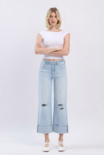 Load image into Gallery viewer, Baggy Wide Cuffed Jeans
