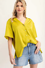 Load image into Gallery viewer, Satin Button Down Top
