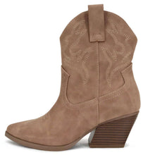 Load image into Gallery viewer, Blazing Embroidered Boot
