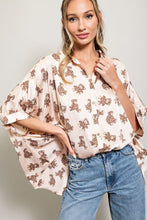 Load image into Gallery viewer, Teddy Printed Button Top
