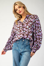 Load image into Gallery viewer, Floral Button Down Top
