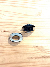 Load image into Gallery viewer, Open Oval Hairclaw

