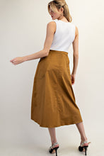 Load image into Gallery viewer, Sleeveless 2 Tone Midi
