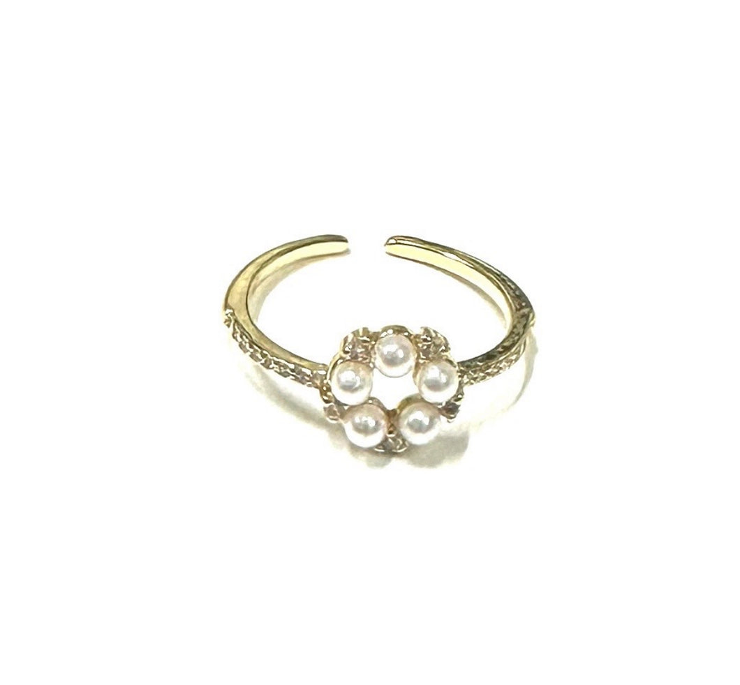 Cutie Pearl Ring