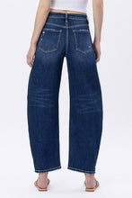 Load image into Gallery viewer, Glimpses Barrel Jean
