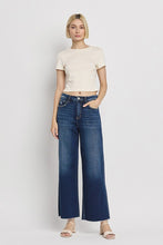 Load image into Gallery viewer, HR Wide Leg Jeans
