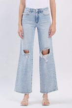 Load image into Gallery viewer, Slick Distressed Wide Jeans
