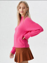 Load image into Gallery viewer, Mock Neck Textured Top
