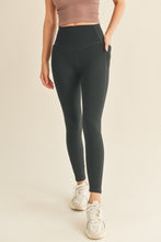 Load image into Gallery viewer, Power Sculpt Leggings

