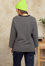 Load image into Gallery viewer, Striped Casual Top
