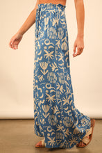 Load image into Gallery viewer, Printed Flowy Pants
