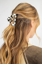 Load image into Gallery viewer, Checkered Hair Claw
