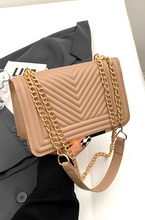 Load image into Gallery viewer, Chevron Crossbody Bag
