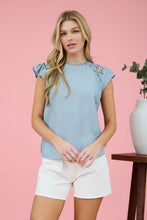 Load image into Gallery viewer, Lace Panel Blouse
