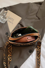 Load image into Gallery viewer, Leopard Crossbody Bag
