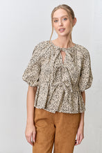 Load image into Gallery viewer, Leopard Top with Ties
