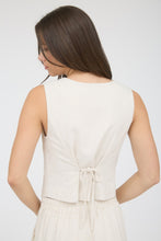 Load image into Gallery viewer, Button Down Linen Vest
