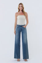 Load image into Gallery viewer, Cheerful Panel Jeans
