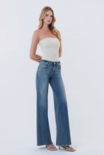Load image into Gallery viewer, Cheerful Panel Jeans
