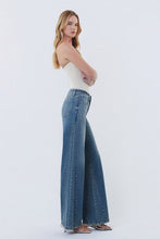Load image into Gallery viewer, Cheerful Panel Jeans
