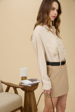 Load image into Gallery viewer, White Silky Button Down Top
