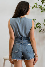 Load image into Gallery viewer, Sleeveless Lace Top BG
