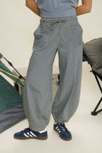 Load image into Gallery viewer, Striped Parachute Pants
