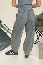 Load image into Gallery viewer, Striped Parachute Pants
