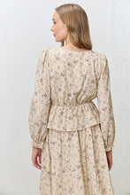 Load image into Gallery viewer, Velvet Bow Top
