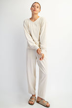 Load image into Gallery viewer, V-Neck Washed Top
